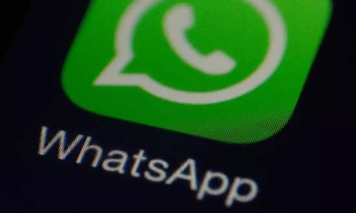 Come eliminare tutti i video o le foto o i messaggi di testo da una chat WhatsApp