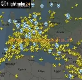 traffico aereo mondiale flightradar24 022