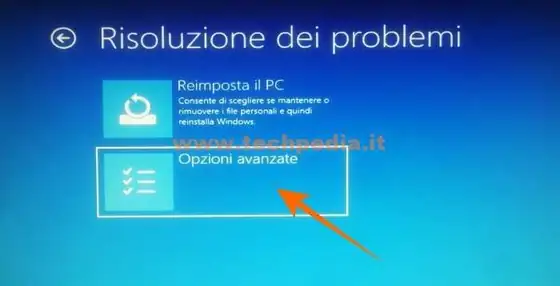 accedere bios uefi windows 10 025